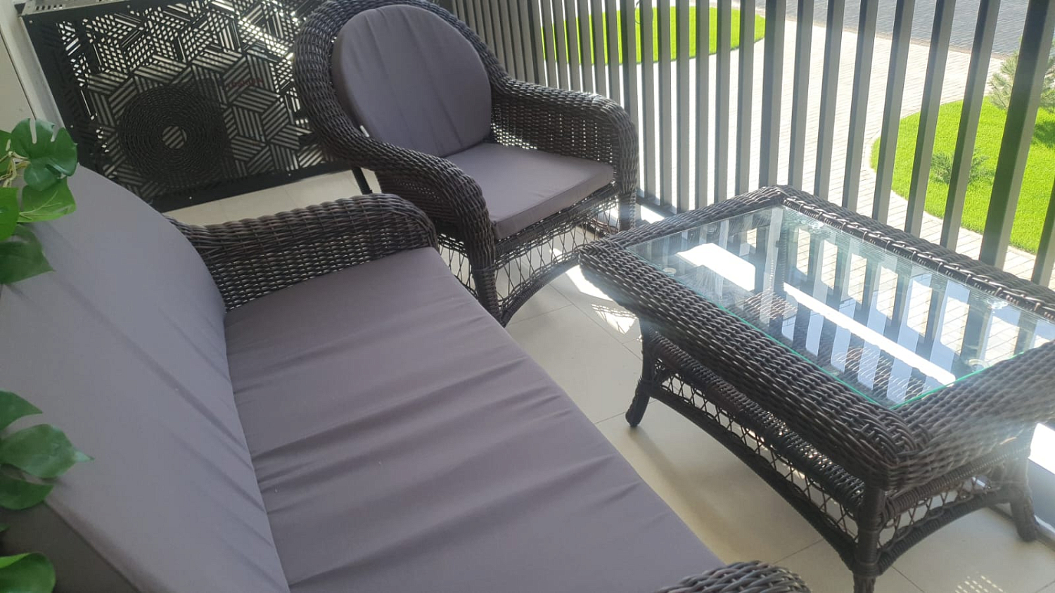 Комплект CHELSEA на балконе